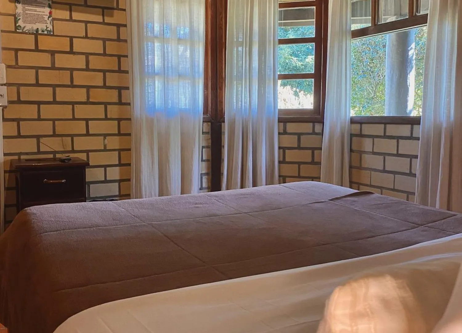 Haleakala Hostel & Pousada Praia do Rosa Brasil